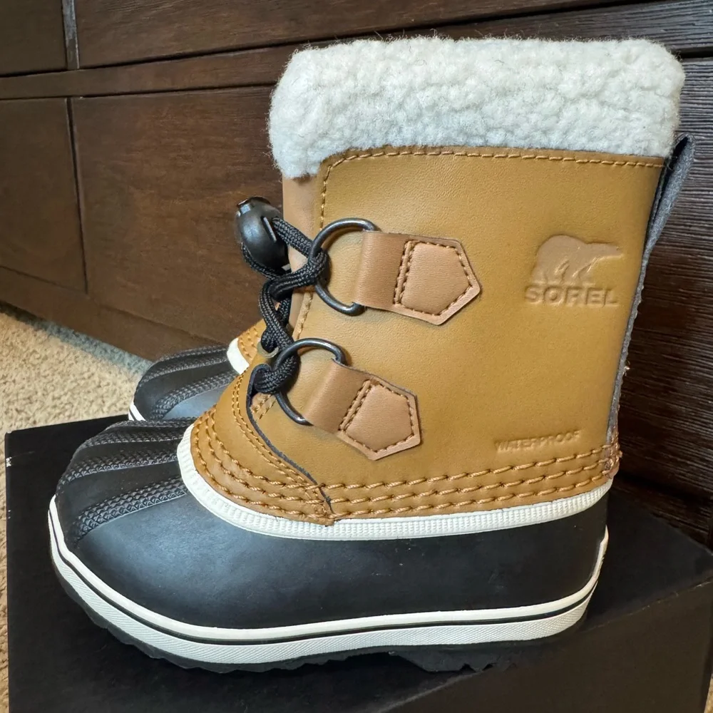 SOREL Yoot Pac TP Waterproof Boots - Size 9